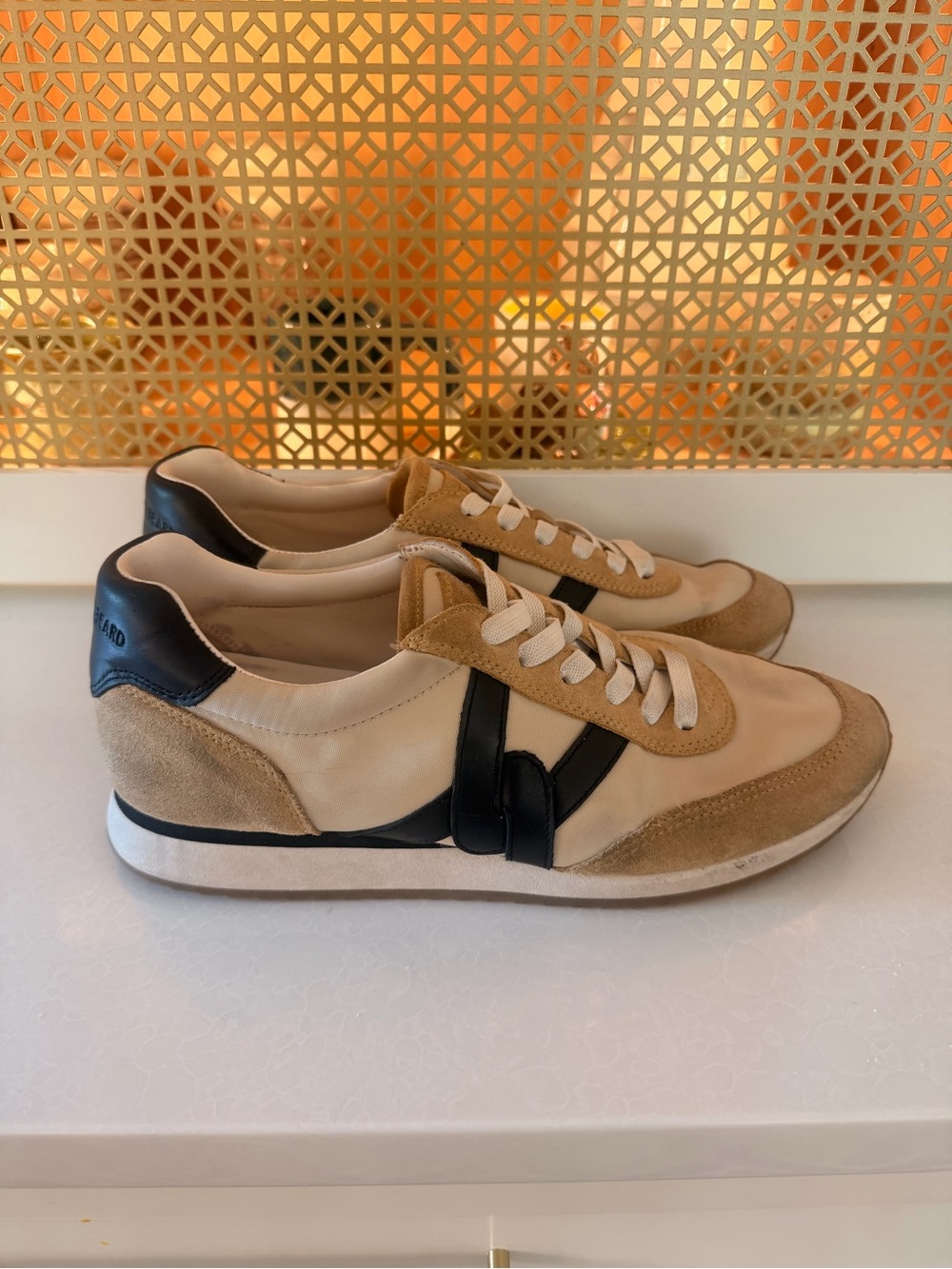 Veronica Beard Sneakers size 8 sneakers! Penrose sneakers - Picture 2 of 10